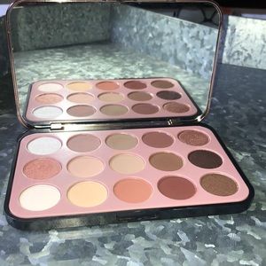 NWOT BH COSMETICS EYESHADOW PALETTE